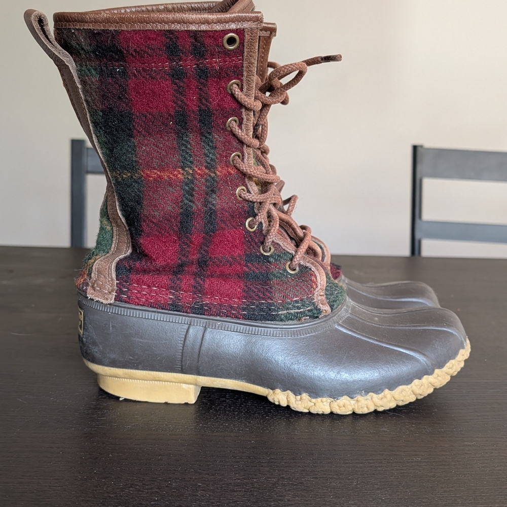 L.L. Bean Brown Leather Interior